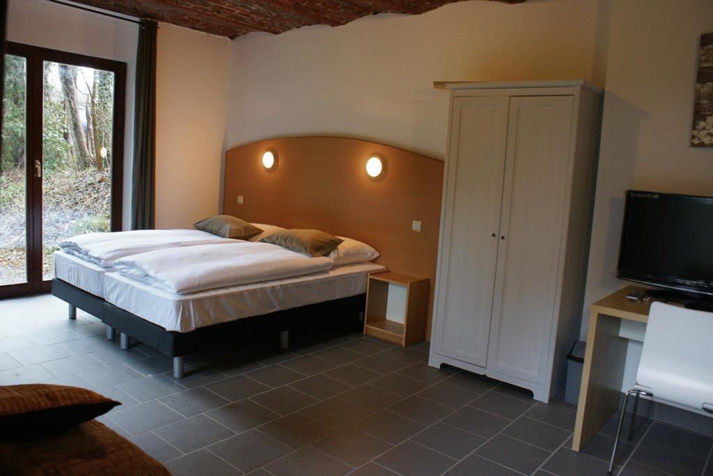 Parkhotel Villa Des Effats Vielsalm Szoba fotó